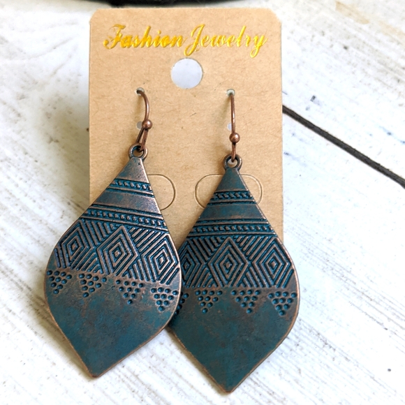 Boho Southwestern Drop Earrings - Picture 5 of 8